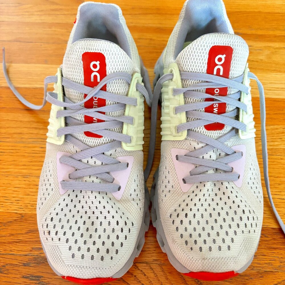 On Cloud size 7W runners